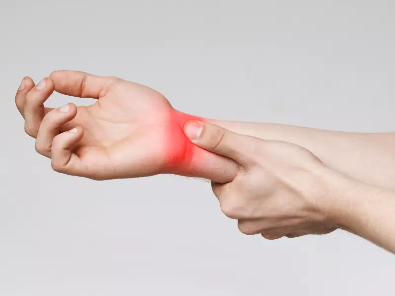 Carpal Tunnel Treatment Near Me in Visalia, CA. Chiropractic Care for Carpal Tunnel Pain Relief.